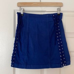 CARMAR size 26 blue jean skirt with side detail